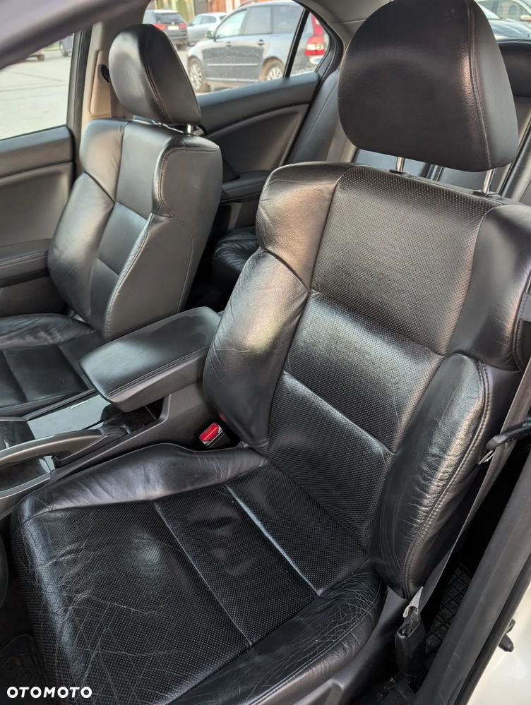 Honda Accord 2.4 Executive - 13