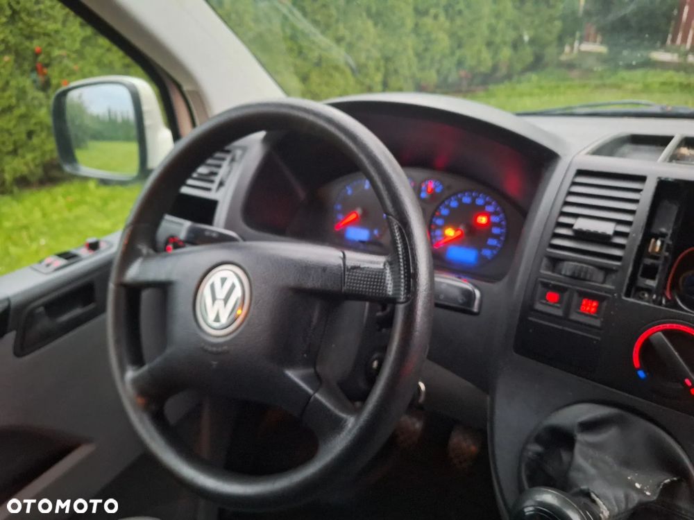 Volkswagen Transporter - 31