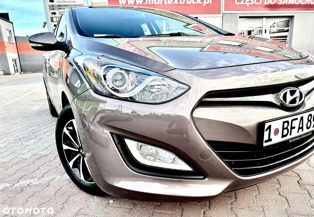 Hyundai i30 1.4 Premium - 6