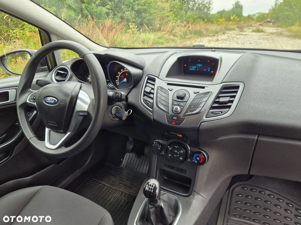 Ford Fiesta 2013 photo 3