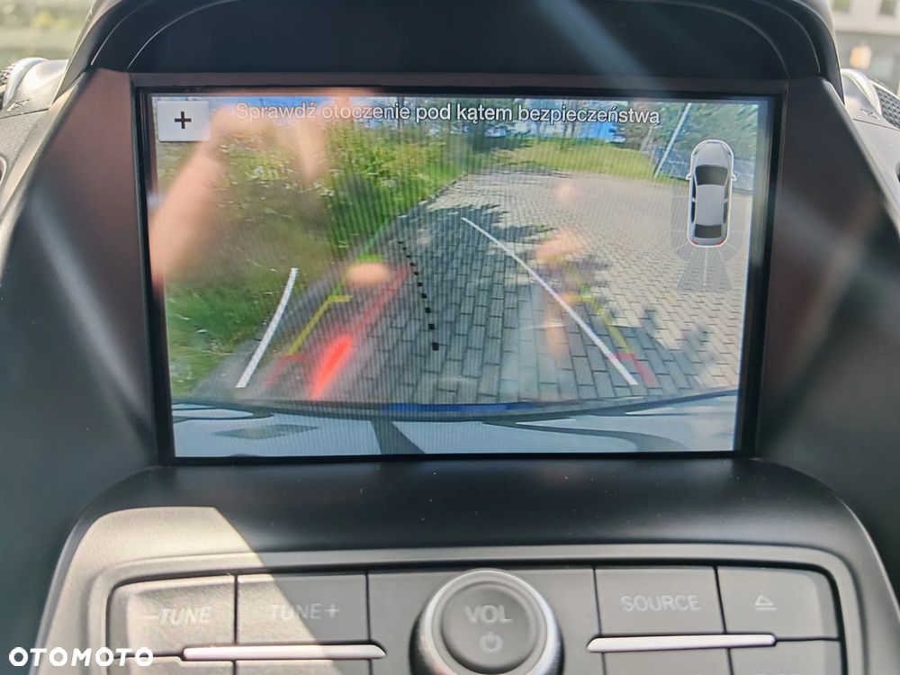 Ford Kuga 1.5 EcoBoost 2x4 ST-Line - 23