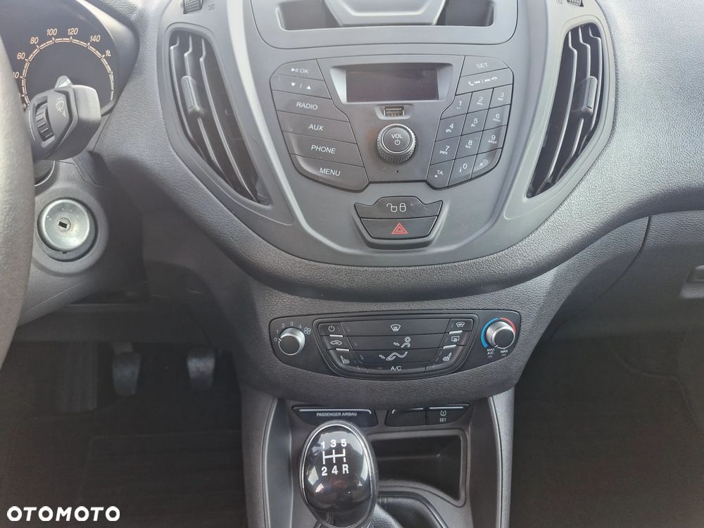 Ford Tourneo Courier 1.0 EcoBoost Ambiente - 16