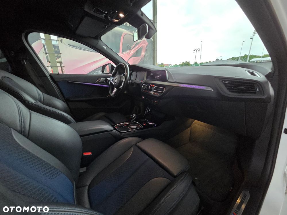 BMW Seria 1 118i M Sport - 25