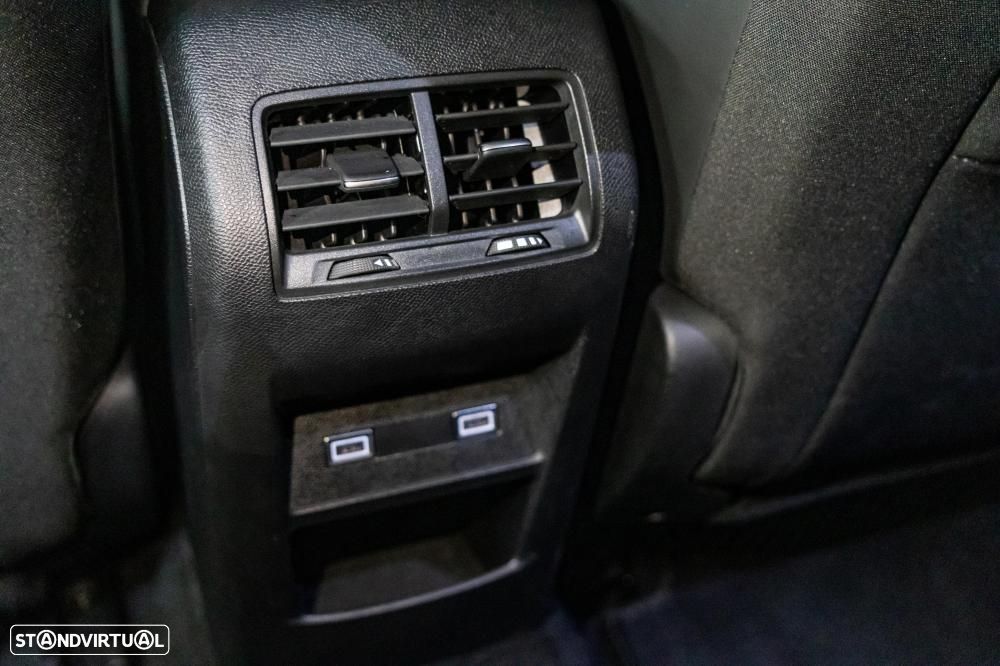 Peugeot 308 1.5 BlueHDi Allure EAT8 - 47