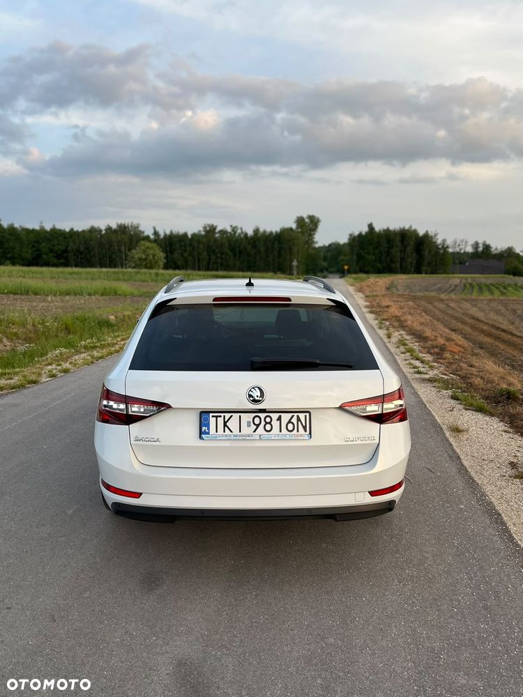 Skoda Superb 1.6 TDI DSG Active - 17