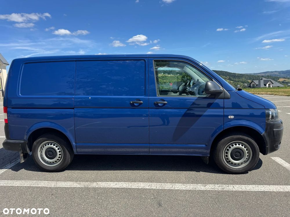 Volkswagen Transporter - 4