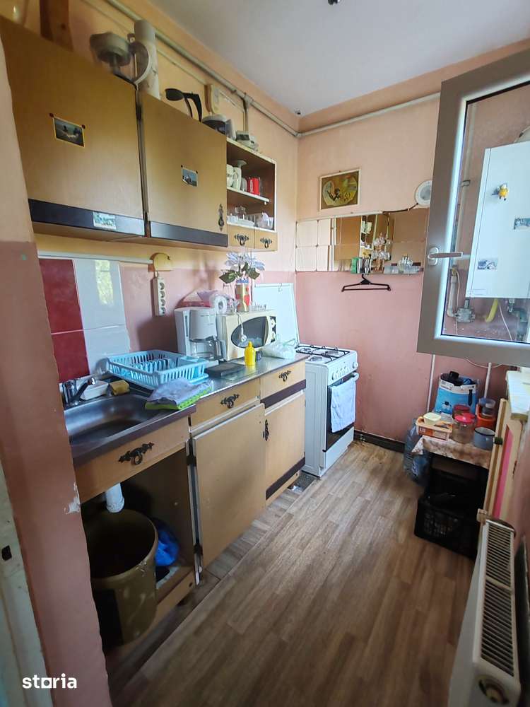 Garsoniera cu centrala termica, 25 mp, etaj intermediar, zona D-VA — fotografia 1