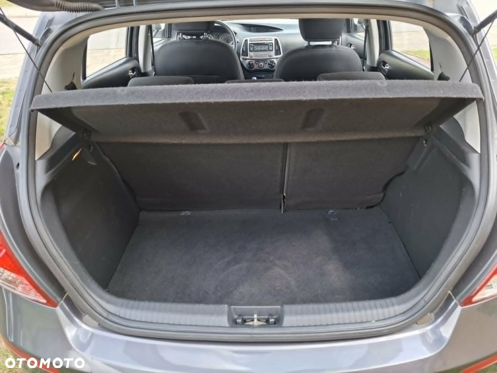 Hyundai i20 1.25 Wersja Jubileuszowa - 8