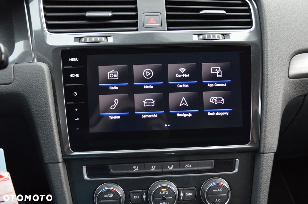 Volkswagen Golf e-Golf - 31