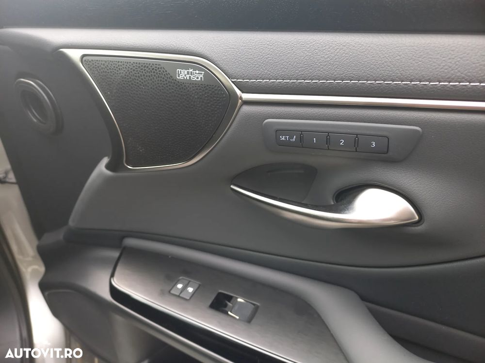 Lexus Seria ES 300h 2.5 TNGA HV 25H- 4X2 CVT Luxury - 20