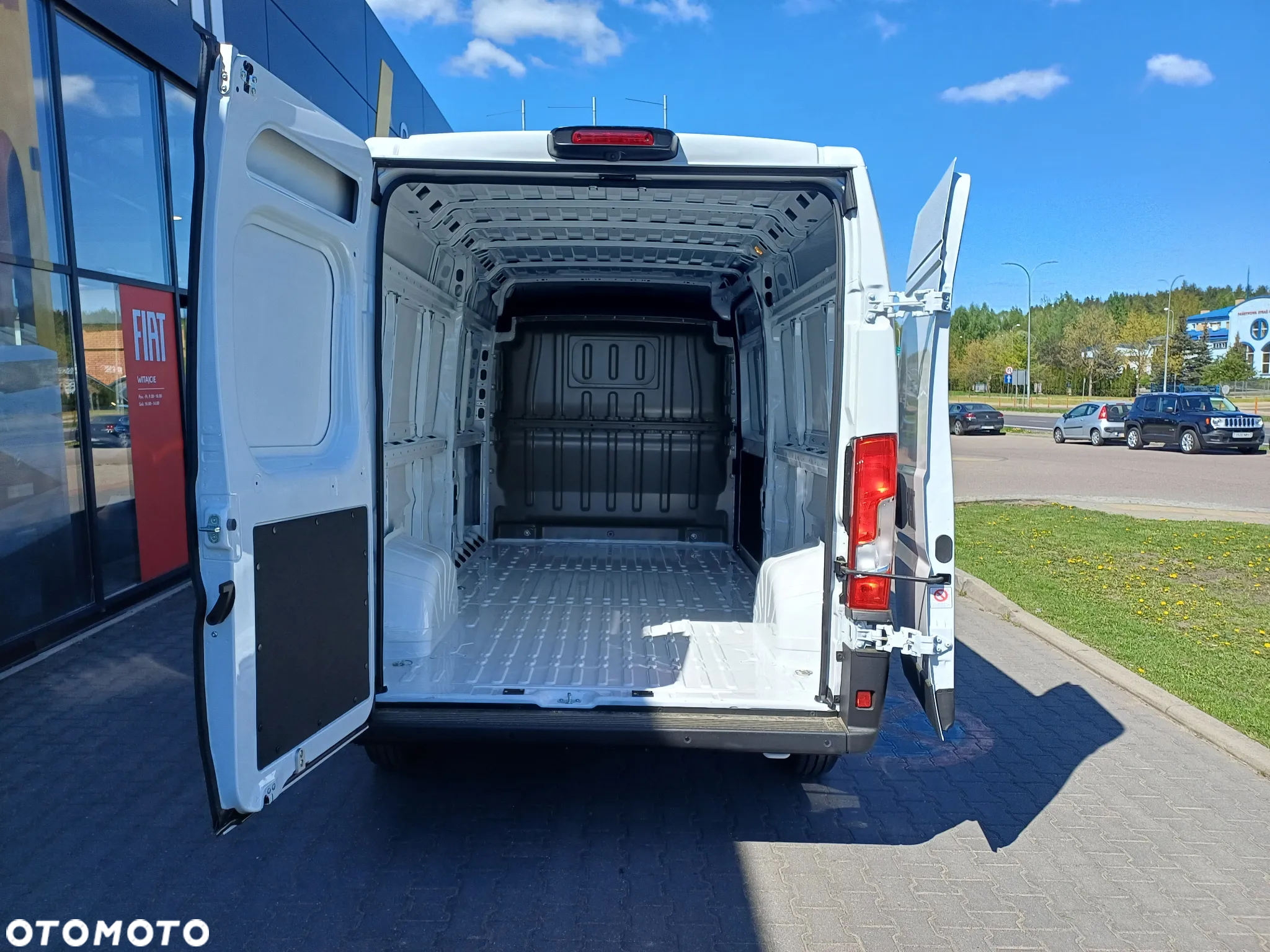 Fiat DUCATO FURGON MAXI serie 2 L3H2 140KM MT6 - 9