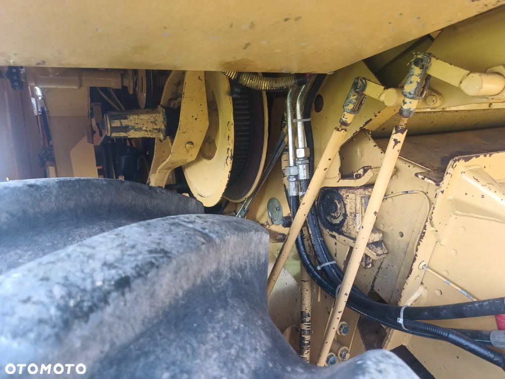 New Holland TX 65 Plus - 21