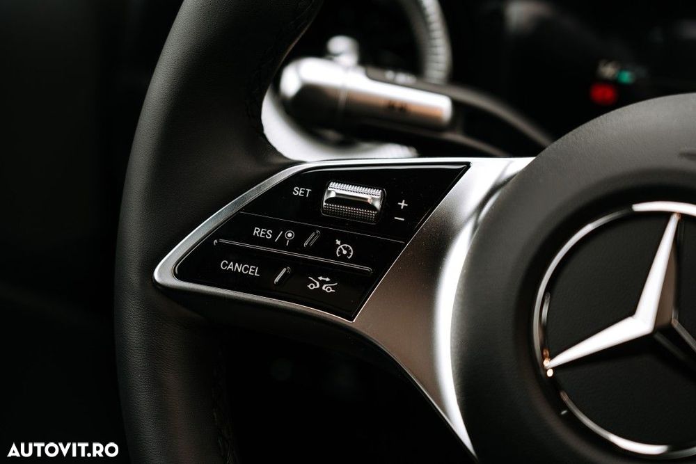 Mercedes-Benz CLA - 22