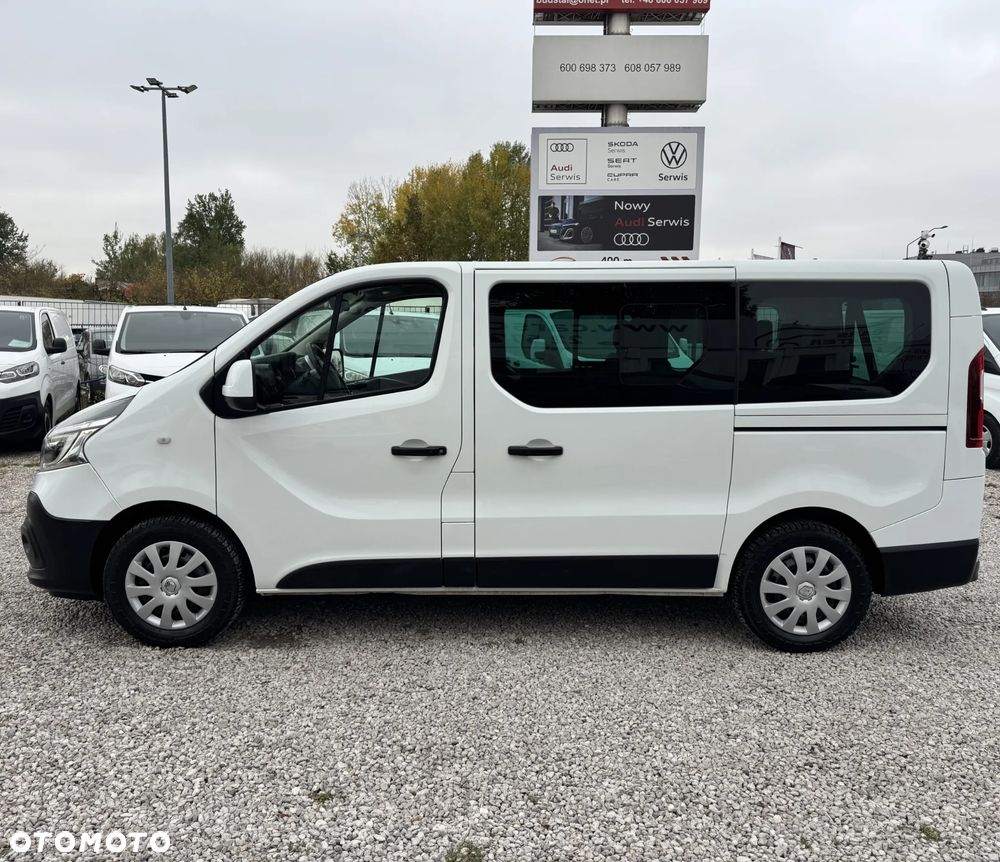 Renault Trafic 2.0 dCi - 15