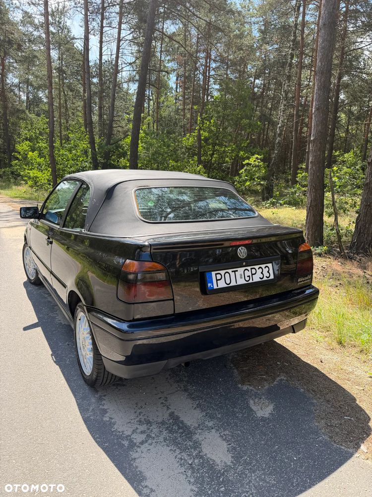 Volkswagen Golf Cabrio - 4