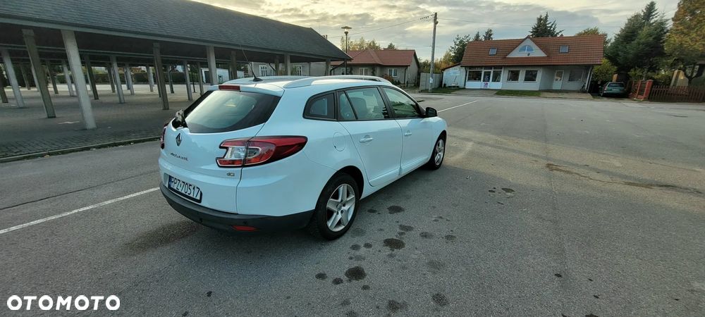 Renault Megane 2014 photo 2