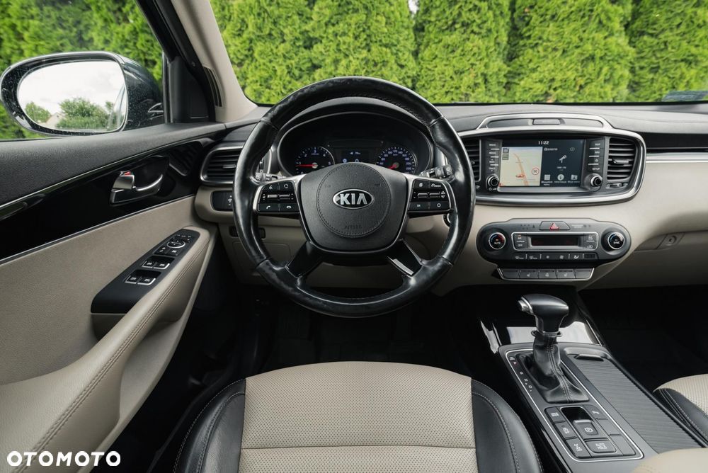 Kia Sorento - 12