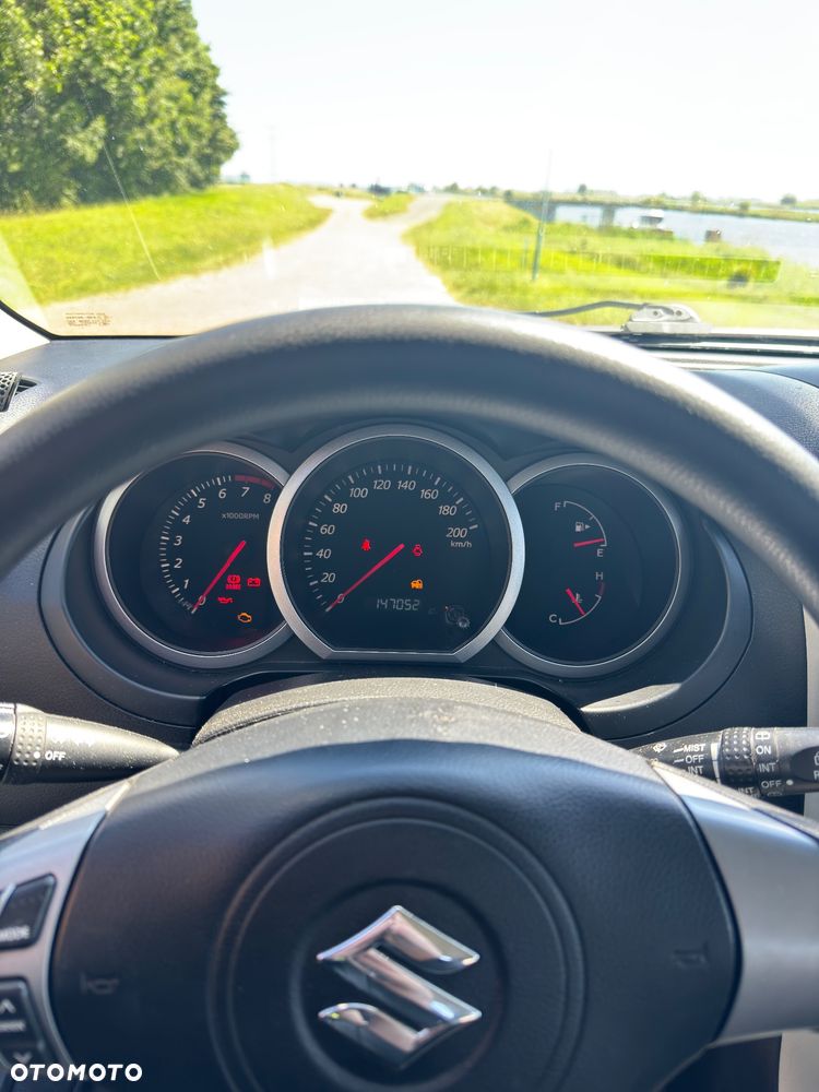 Suzuki Grand Vitara 2.0 Comfort - 18