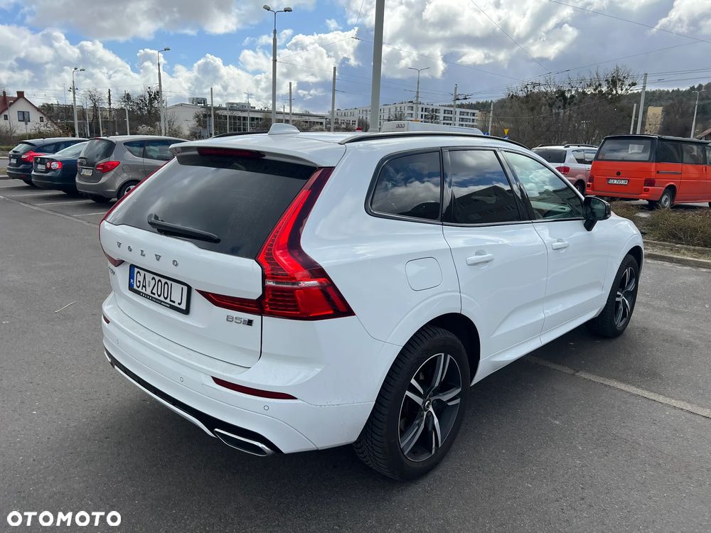 Volvo XC 60 T5 AWD R-Design - 6