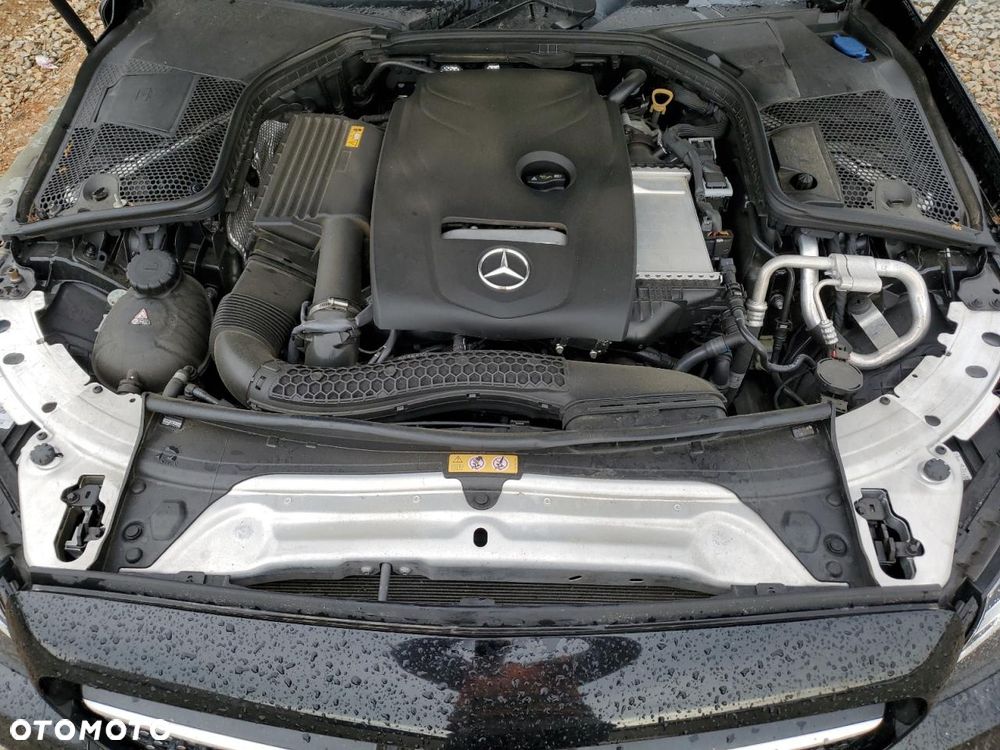 Mercedes-Benz Klasa C 300 9G-TRONIC - 9