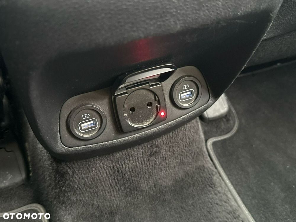 Hyundai Santa Fe - 26