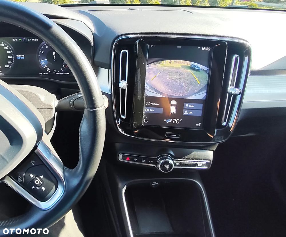Volvo XC 40 T5 AWD Geartronic Momentum Pro - 5