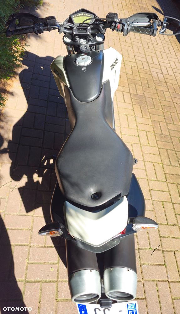 Ducati Hypermotard - 13