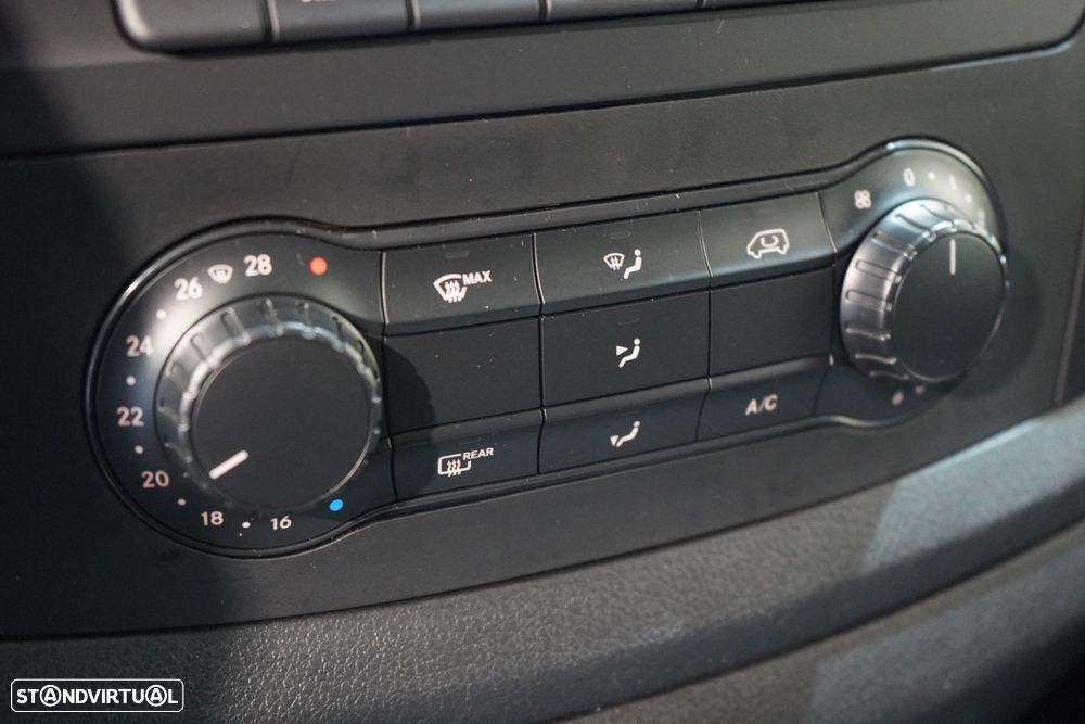 Mercedes-Benz eVito Tourer 90 kWh Longo - 23