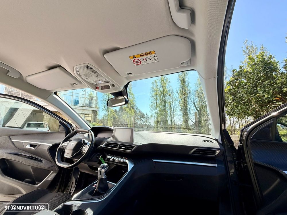 Peugeot 3008 1.2 PureTech Active - 20