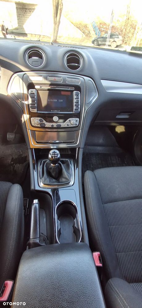 Ford Mondeo 1.8 TDCi Titanium - 15