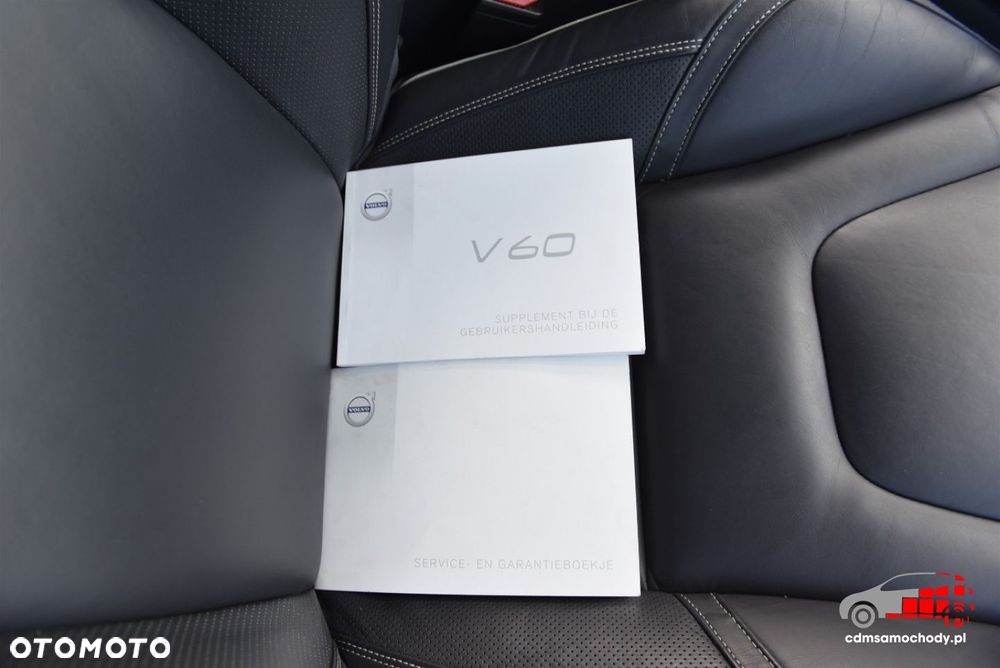Volvo V60 D4 R-Design - 26