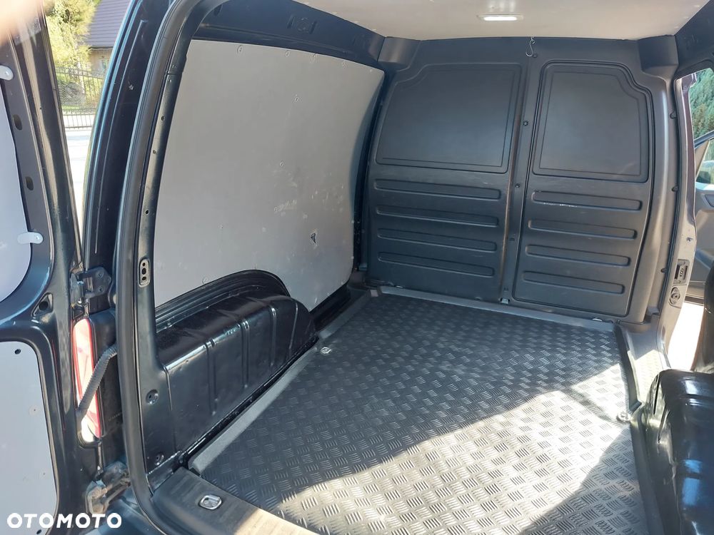 Volkswagen Caddy 2.0 TDI Comfortline - 18