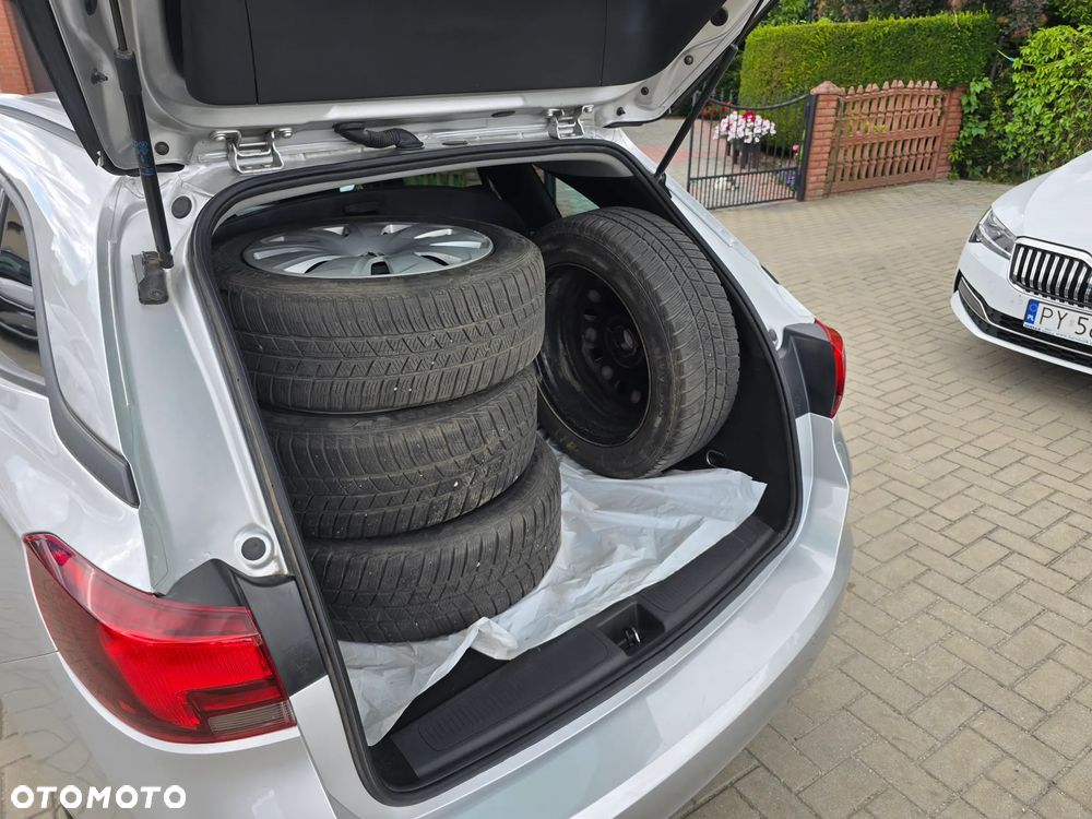 Opel Astra - 18