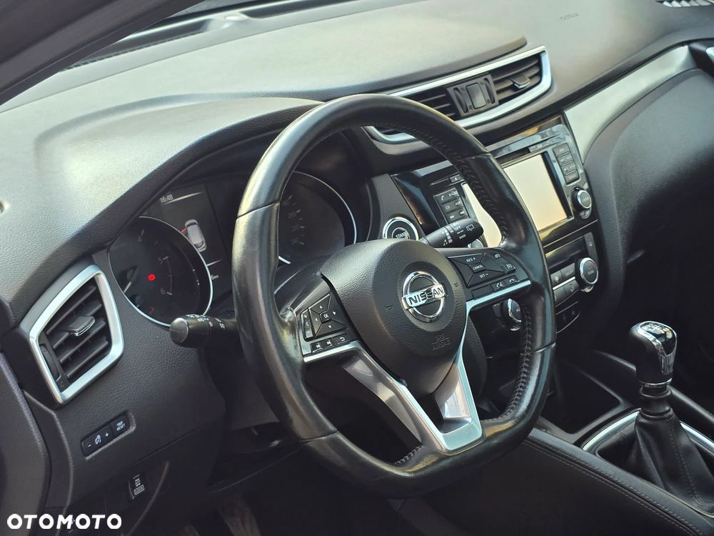 Nissan Qashqai 1.6 DCi 4x4 N-Connecta - 12