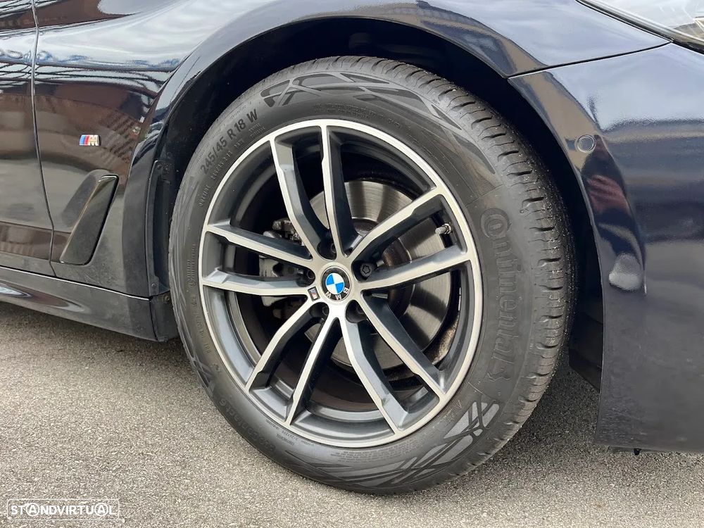 BMW 520 d Pack Desportivo M Auto - 50