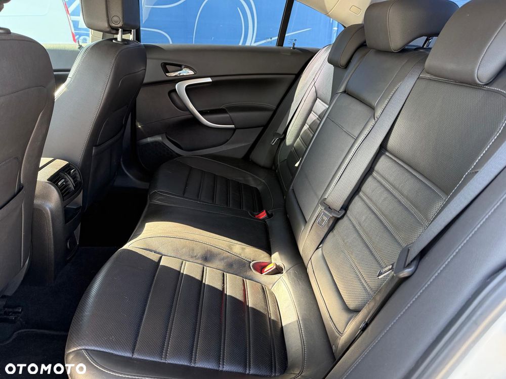 Opel Insignia 2.0 Turbo Cosmo - 12