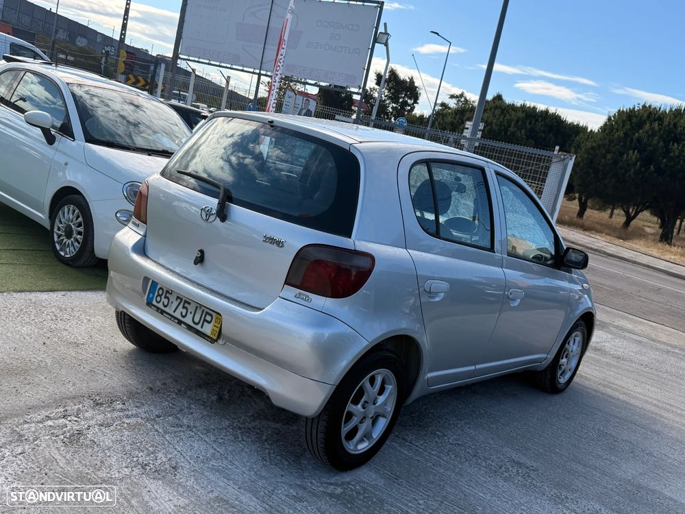 Toyota Yaris 1.4 D-4D Sol ABS - 6