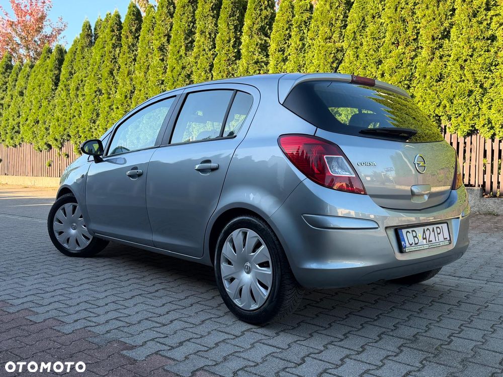Opel Corsa - 8
