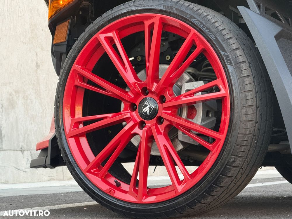 Polaris Slingshot - 11