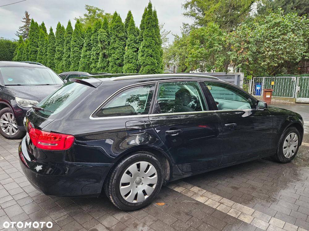 Audi A4 Avant - 8