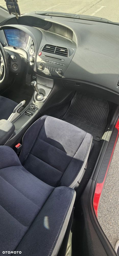 Honda Civic 1.8 Executive - 11