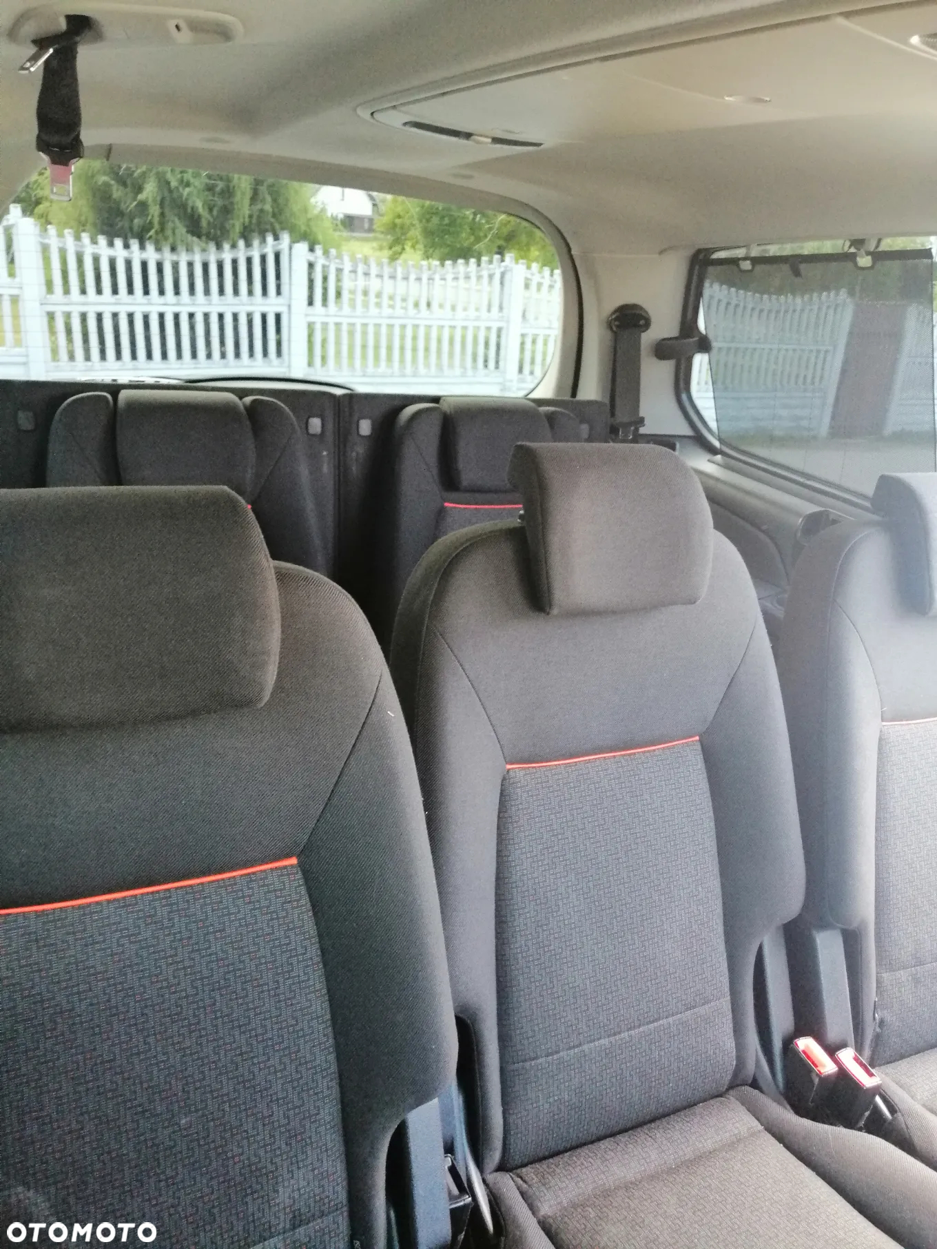 Ford Galaxy - 11