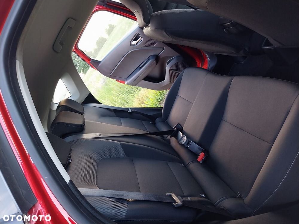 Renault Captur TCe 100 EXPERIENCE - 13