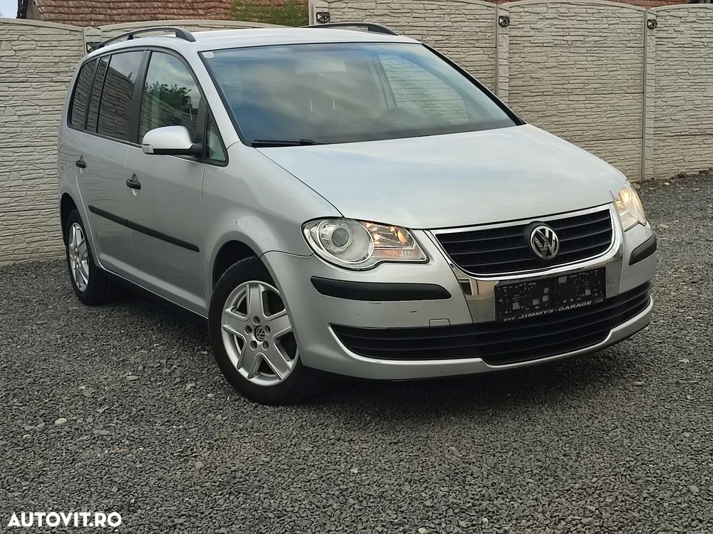 Volkswagen Touran - 2