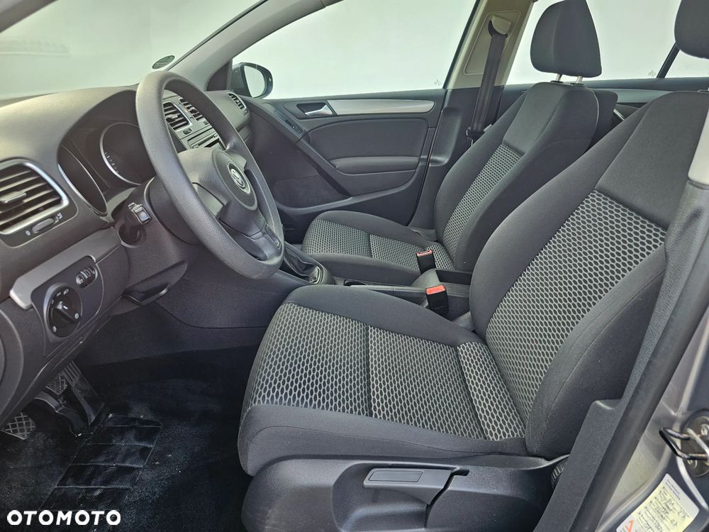 Volkswagen Golf 2.0 TDI DPF Comfortline - 10