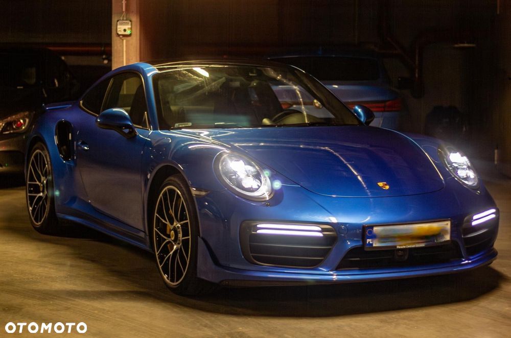 Porsche 911 Turbo S - 12