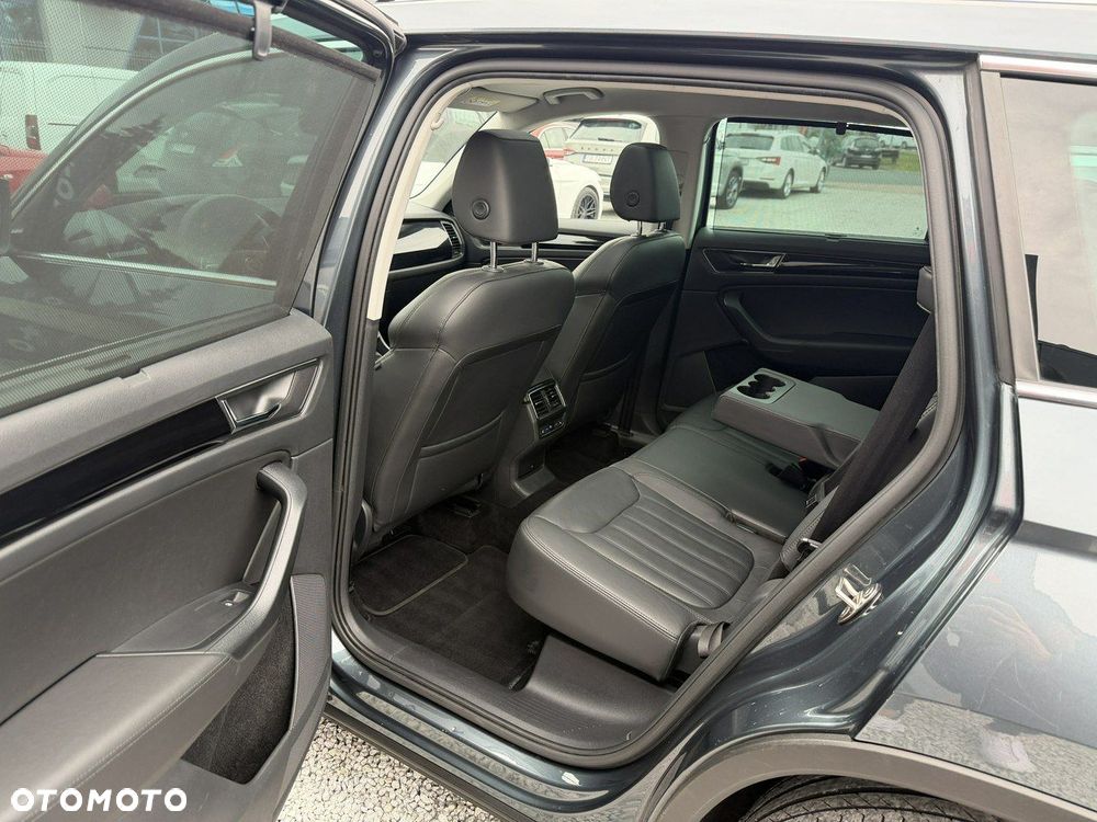 Skoda Kodiaq 2.0 TDI 4x4 L&K DSG 7os - 33