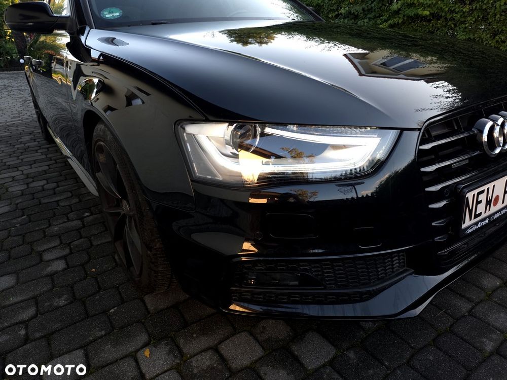 Audi A4 Avant 2.0 TDI Quattro S tronic - 28