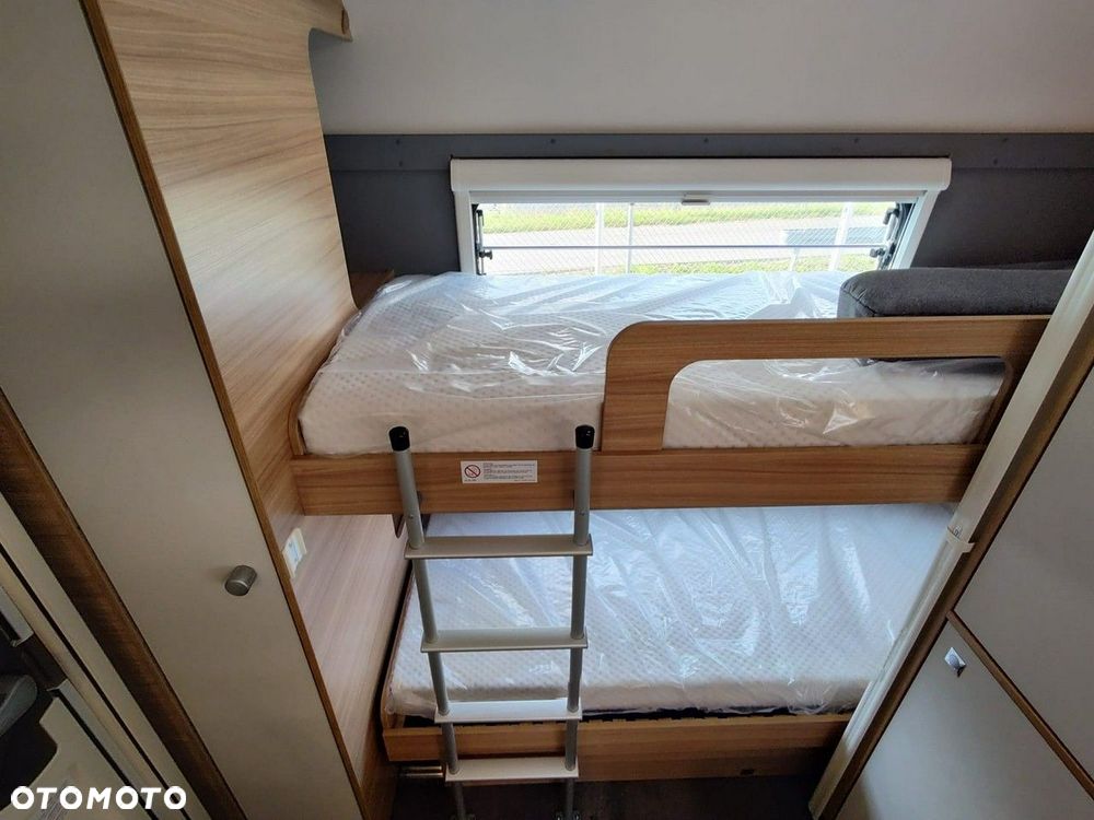 Dethleffs Camper 560 FMK - 7