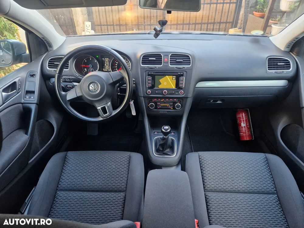 Volkswagen Golf Variant 1.6 TDI DPF BlueMotion Technology Comfortline - 6